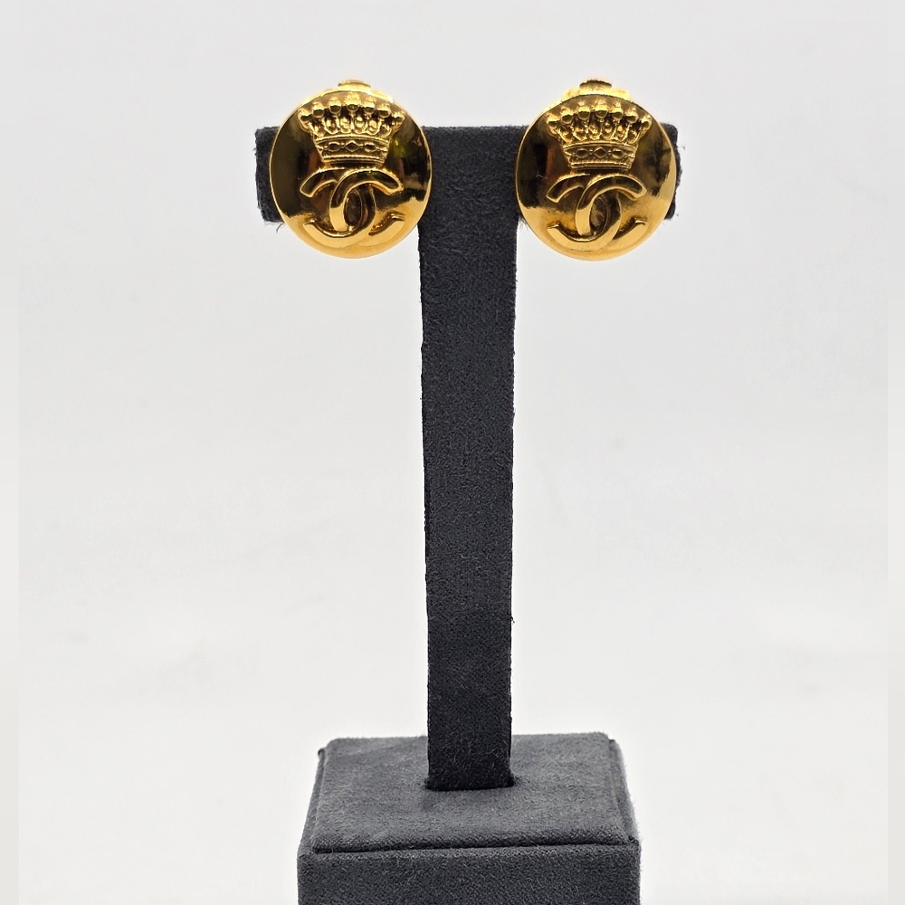 Chanel CC Logos Round Crown Clip On Earrings Gold Tone